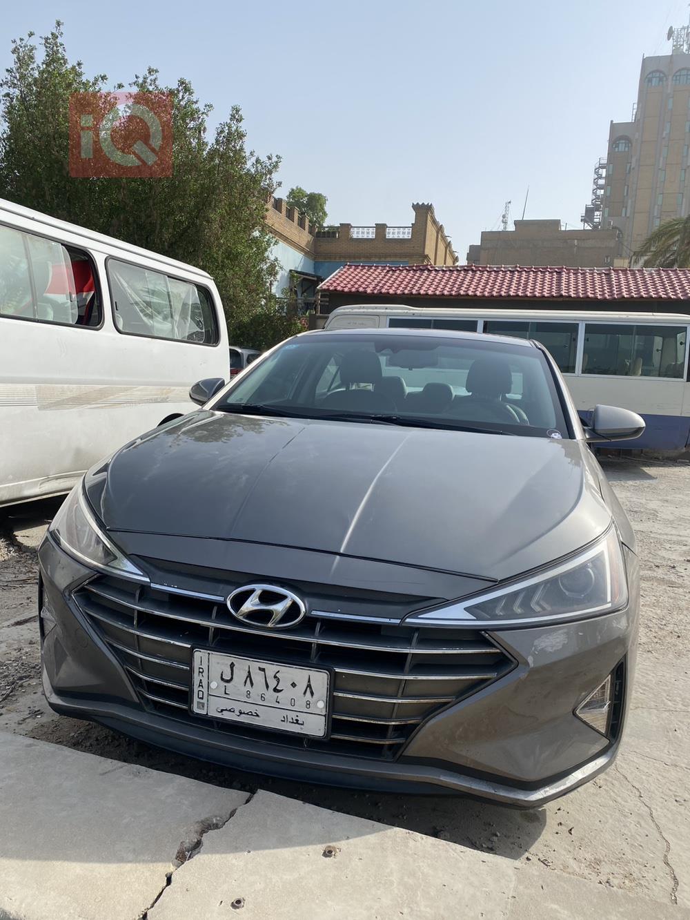 هیوندای ئەلەنترا